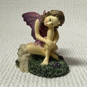 Fairy Collection Series by Dezine
"Pondering" 1997 Vintage item 5816